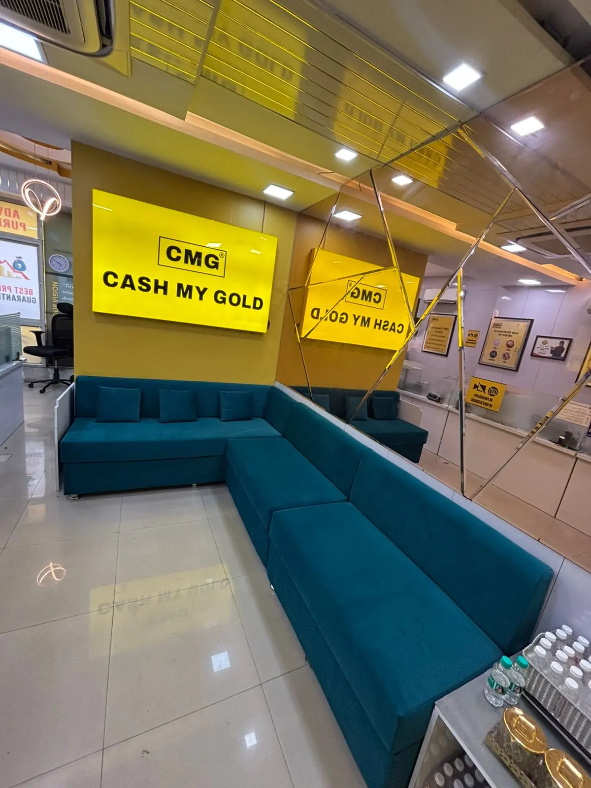 CMG Cash My Gold reception lounge